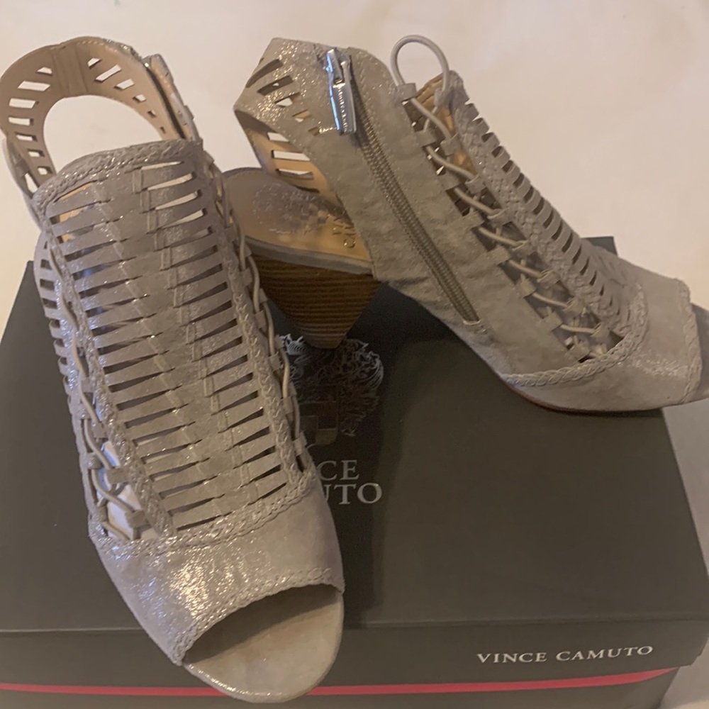 Vince Camuto Shoes
